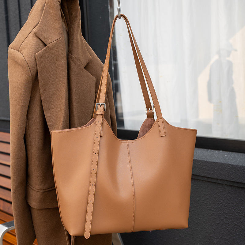 Modern Leather Tote - Ingrid